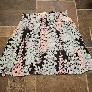NWT Gap floral skirt